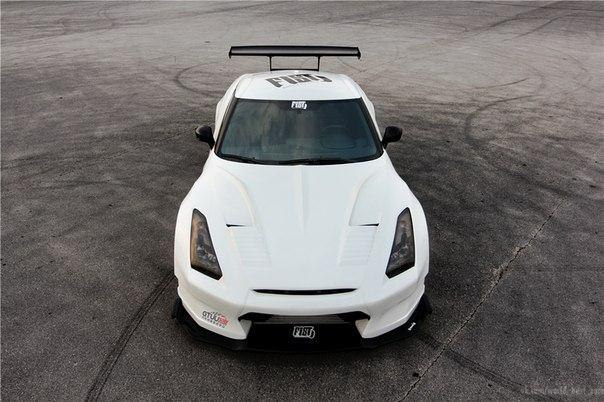 Nissan GT-R. - 3