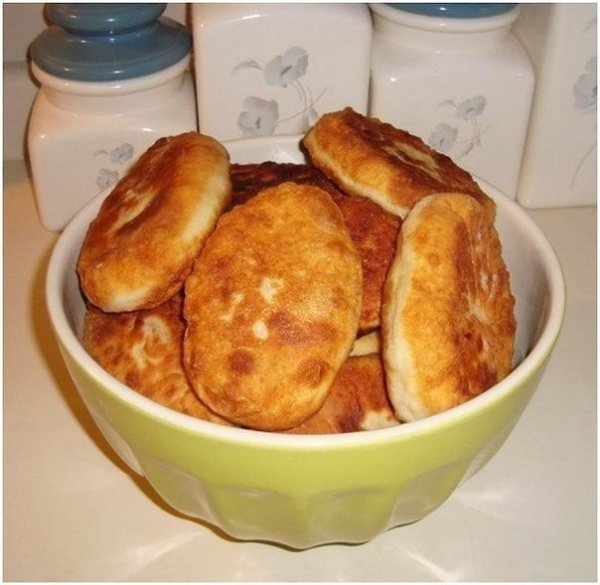 Быстрые пирожки с картошкой и мясом.Ингредиенты: 2 стакана сметаны (кефира, ряженки, простокваши) 2 ... - 8