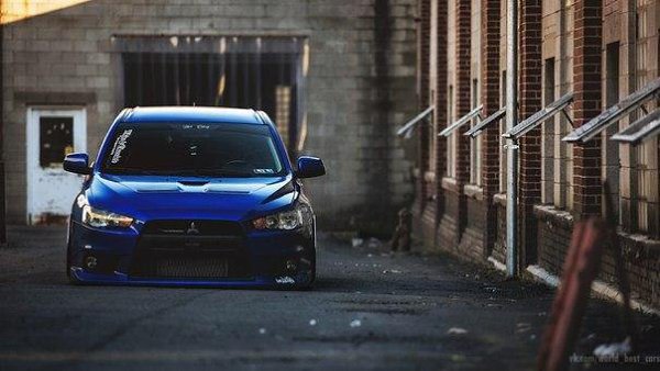 Mitsubishi Lancer Evolution X. - 5