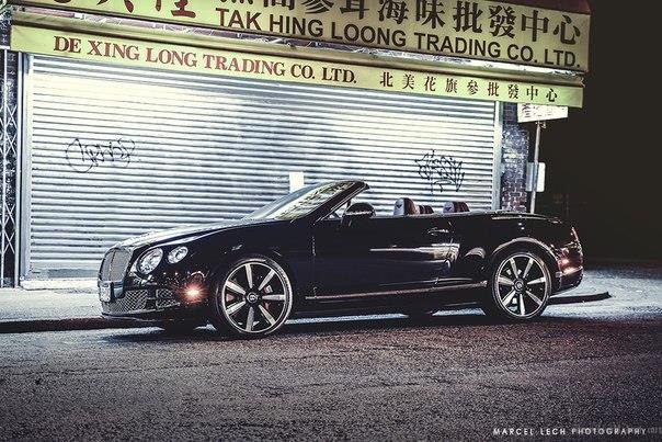 Bentley Continental GTC. - 4