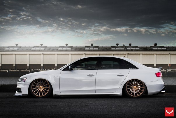 Audi S4 Vossen - 7