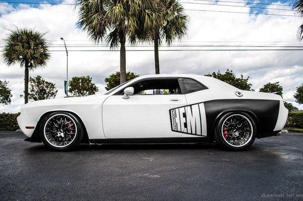 Widebody Dodge Challenger R/T, 2009. - 7