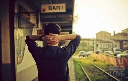 Жаль, что гордость, иногда может быть сильнее, чем любовь и дружба.