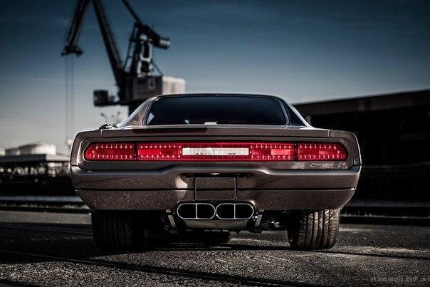 Pro Touring 1968 Dodge Charger GTS-R (Viper V10 Engine & Suspension) - 5