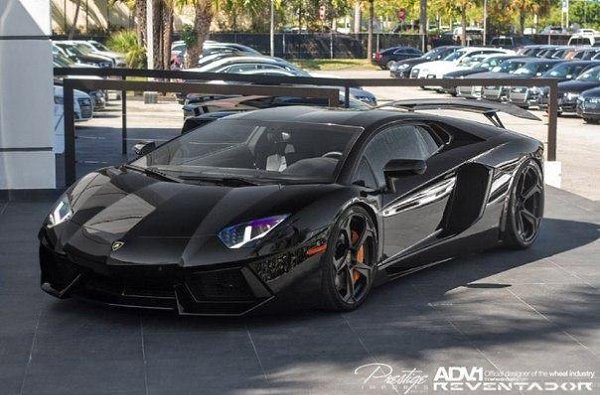 Lamborghini Aventador