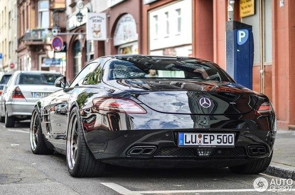 Kicherer Mercedes-Benz SLS AMG - 2