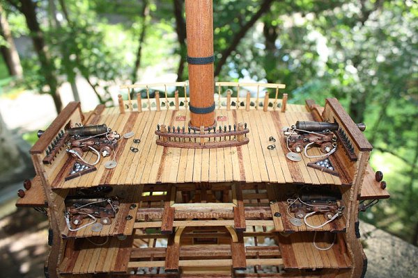 BONHOMME RICHARD   - 22