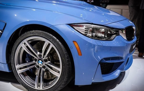 BMW M3 F80 in Yas Marina Blue - 5