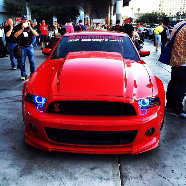 Ford Mustang - 3