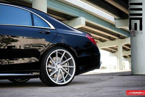 Mercedes-Benz S 63 AMG.5.5L V8: 585 .. : 900 :   ... - 5