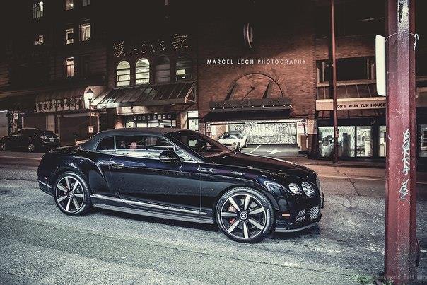 Bentley Continental GTC. - 5