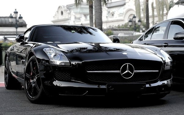 Mercedes-Benz SLS AMG