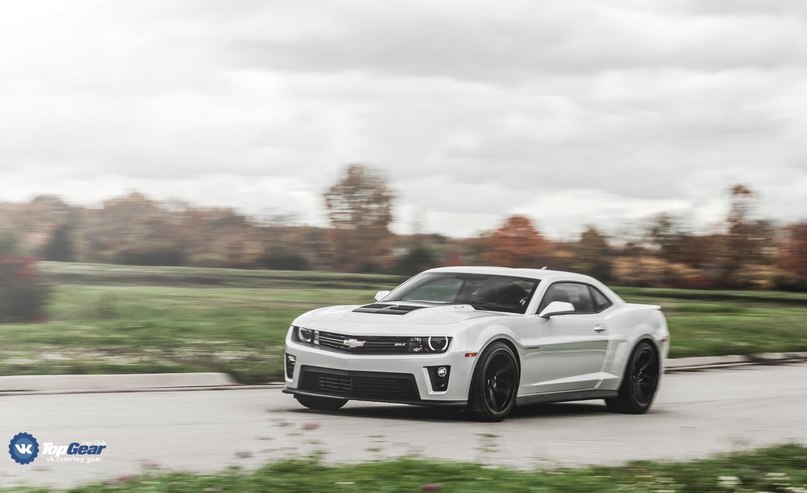 Chevrolet Camaro ZL1.6.2 V8 SuperCharger: 580 ..   754 : ...