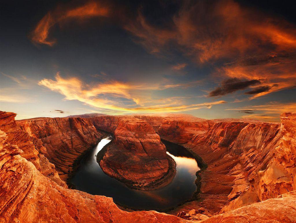 Horseshoe Bend     .     ... - 5