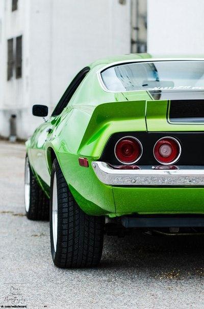 Chevrolet Camaro Z28 - 3