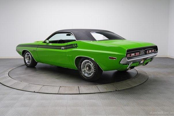 1971 Dodge Challenger R/T - 5