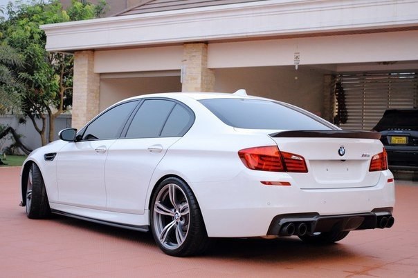 BMW M5 (F10)