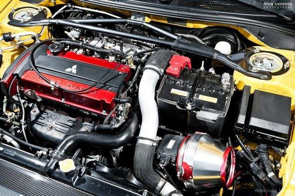 Mitsubishi Lancer Evolution IX. - 8