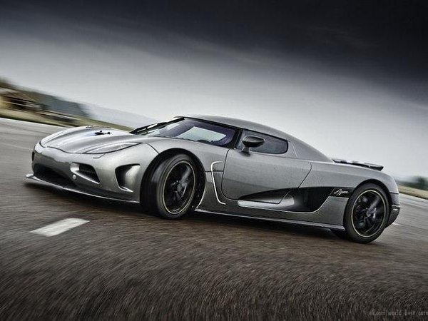 Koenigsegg Agera.4.7L V8: 940 .. : 1 100 :  : ... - 4