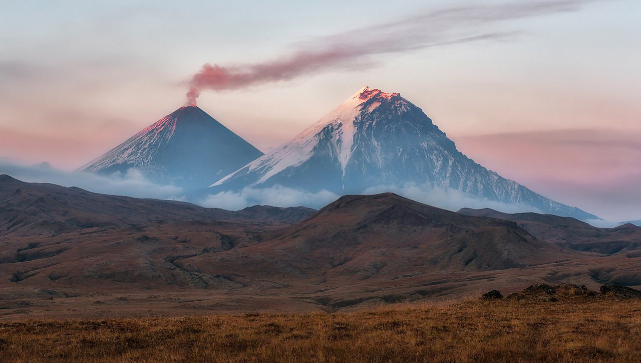 Три Вулкана На Камчатке