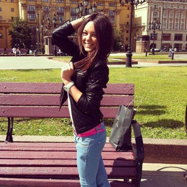 Тяжела женская доля... мозги должны быть мужскими, руки — нежными, выглядеть — молодо, работать как ...