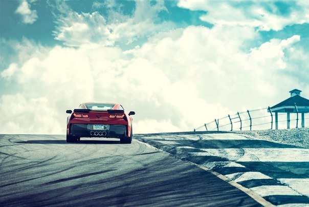 CORVETTE Z06.: 6,2- V8, 650 .., 881 : 0-100 /  2,95 , 320 ... - 6