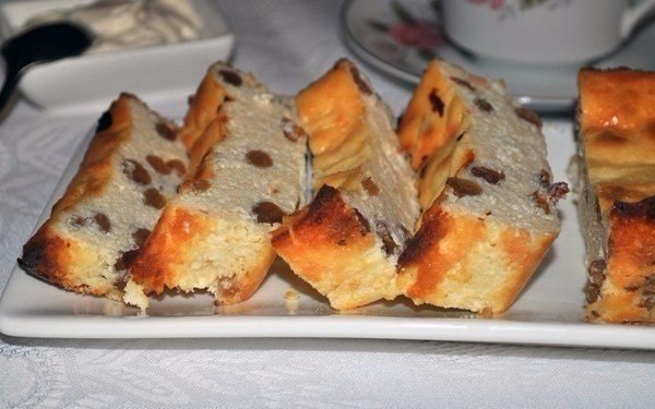 Творожная запеканка с изюмом( без муки).165 кк/100 гр.(зависит от жирности творога)500 г творога3 ...