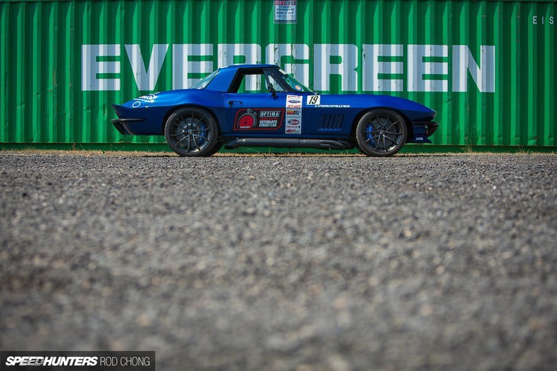 Chevrolet Corvette Stingray. - 3