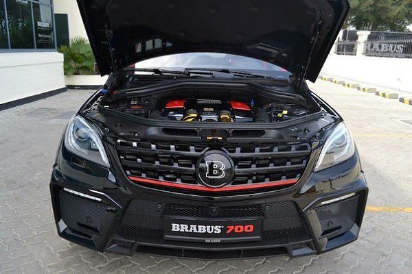 Brabus Mercedes-Benz ML63 AMG.  V8   700 !    ... - 2