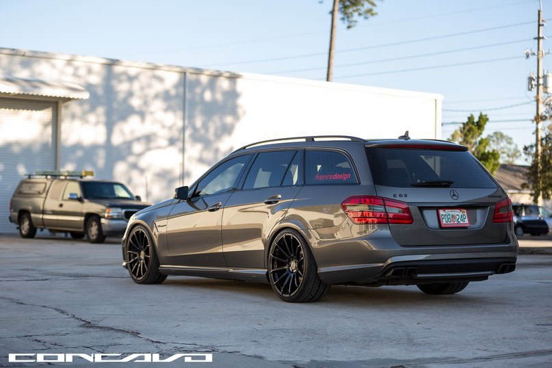 Mercedes-Benz E63 AMG Wagon. - 6