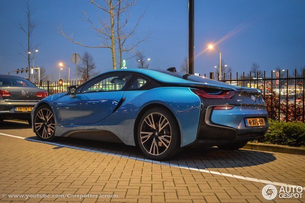 BMW i8 - 4