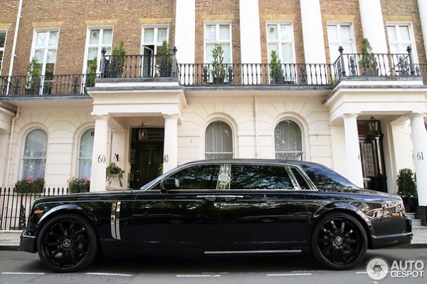 Rolls-Royce Phantom EWB Series II Mansory Conquistador - 3