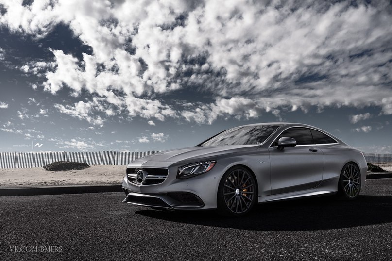 Mercedes Benz S63 AMG.