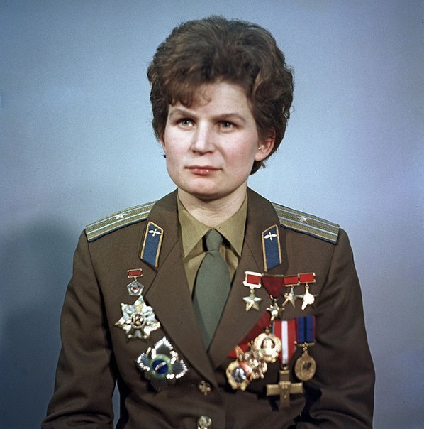 Елена терешкова биография личная жизнь 6 марта родилась Валентина Владимировна Терешкова. Валентина ... Назад в СССР Фо