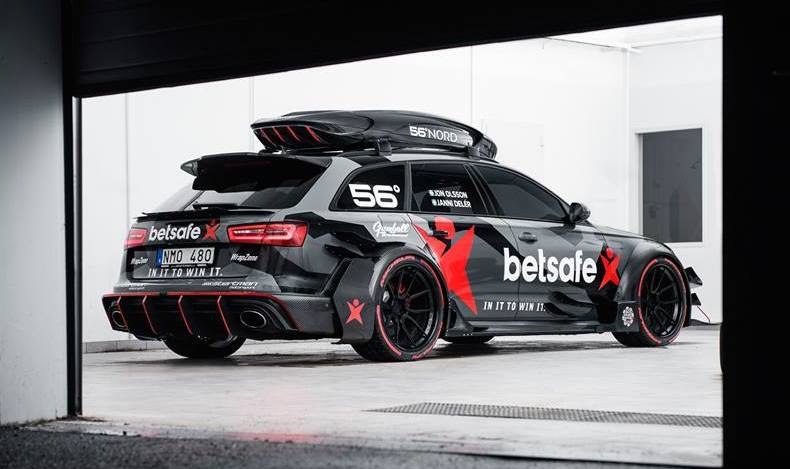 Jon Olssons Audi RS6 DTM