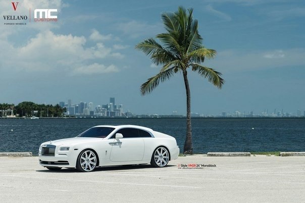 White Rolls-Royce Wraith Looks Stunning on Vellano - 5