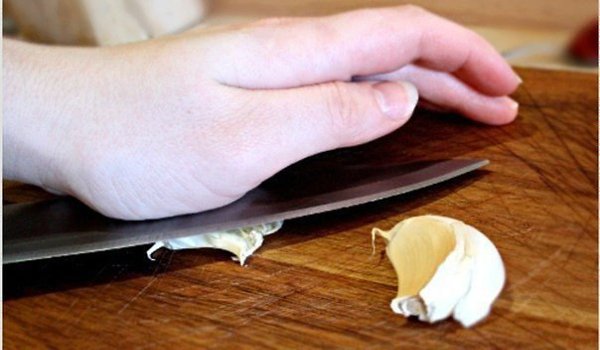 Курица Карри.Ингредиенты:2 куриных грудкиполовинка зеленого перца3 ч.л. порошка карри1 луковица2 ... - 3