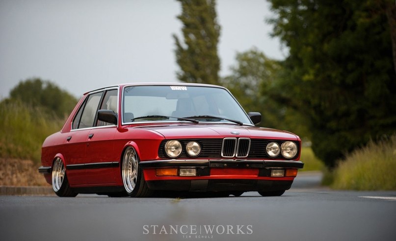 E28 520I.