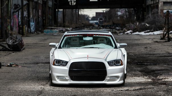 Dodge Charger - 7