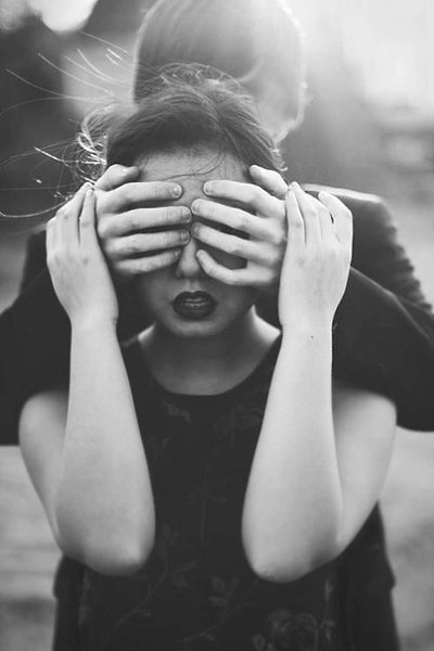Любить человека, который всегда рядом, это могут все, а вот любить человека до глубины души с ...