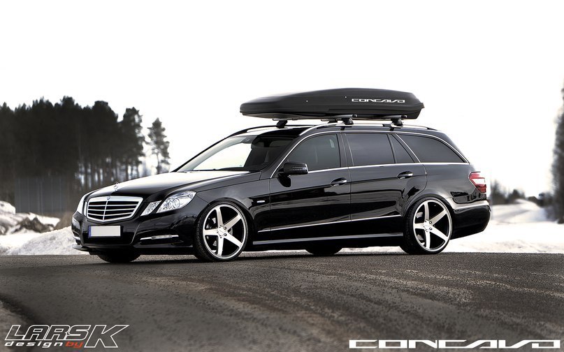 Mercedes-Benz E 220 Wagon. - 2