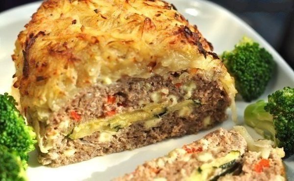 Запеканка из фарша с начинкой и в картофельной
