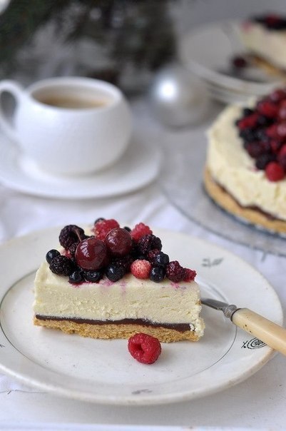 Чизкейк с белым шоколадом без выпечки. Очень простой и вкусный чизкейк.:) Вам потребуется: на форму ...
