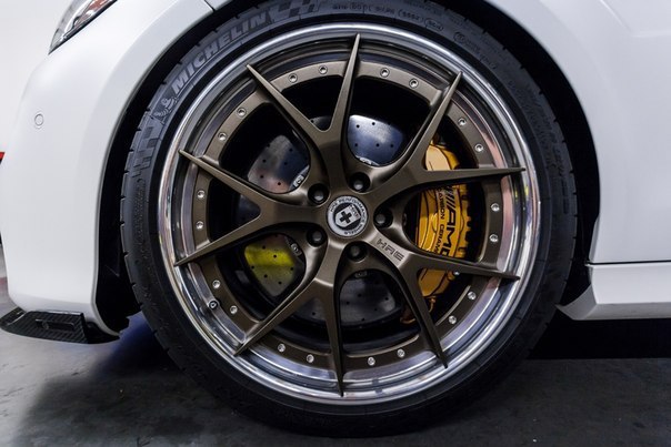 Mercedes-Benz E63 AMG S - 5