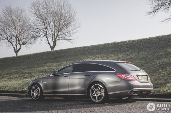 CLS shooting Brake с автобоксом на крыше