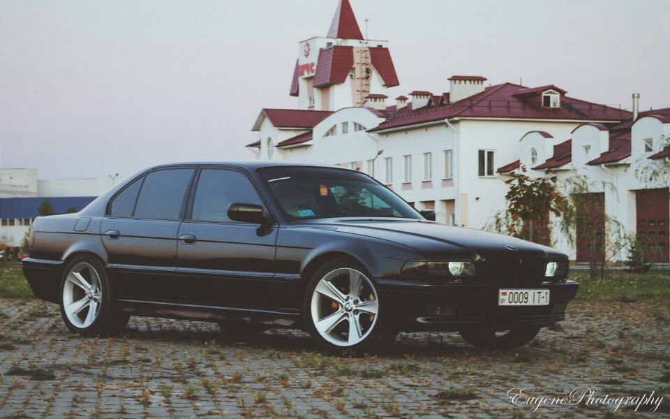 BMW 7 Series E38