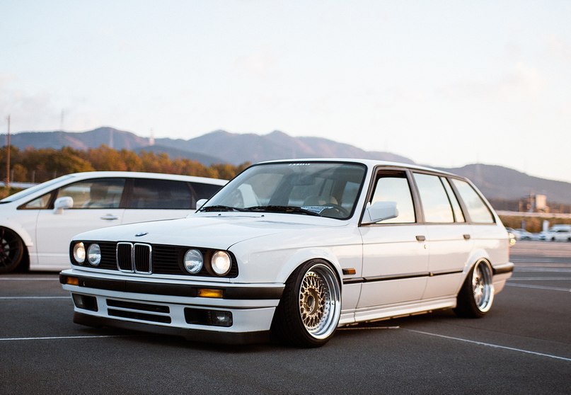 BMW 3-Series Touring.