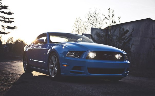 Ford Mustang - 8