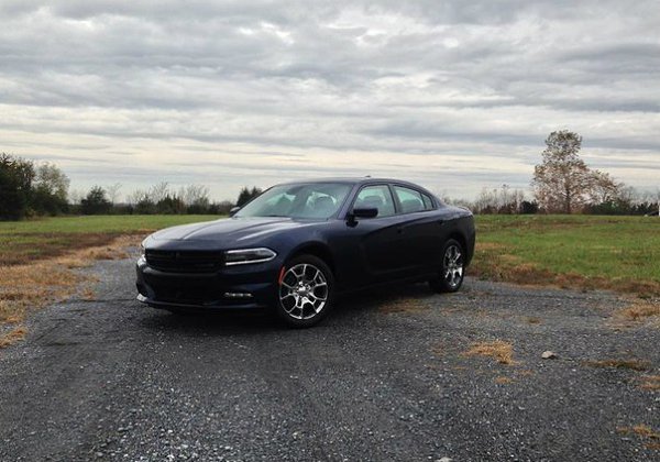 Dodge Charger SXT Rallye.3.6 V6: 300 .. : 358   : 6.7 ...