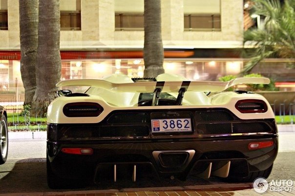 Koenigsegg Agera R - 2